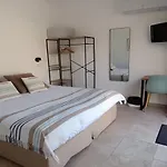 Hotel La Petite Boheme 3*