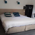 La Petite Boheme Hotel 3*