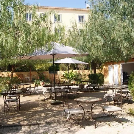La Petite Boheme 3* Le Lavandou