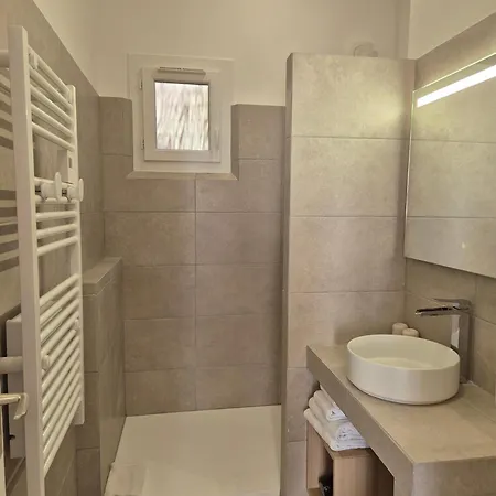 La Petite Bohème 3* Le Lavandou