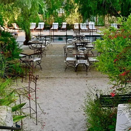 Hotel La Petite Boheme 3*