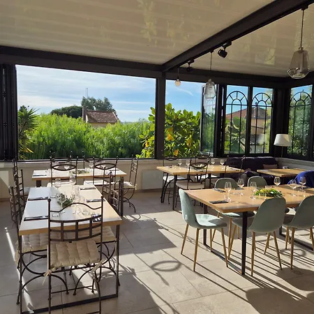 Hotel La Petite Boheme 3*