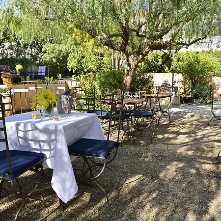La Petite Boheme Hotel Le Lavandou