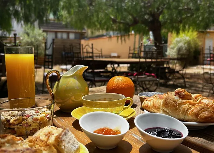 La Petite Boheme 3* Ле-Лаванду