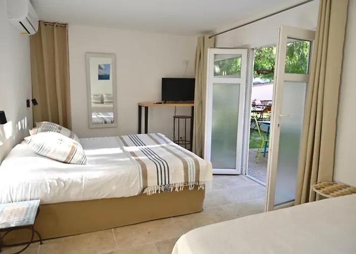 La Petite Boheme Отель 3*