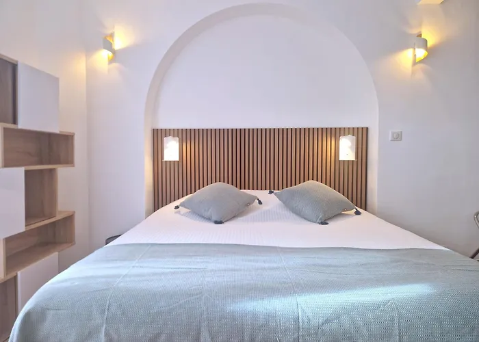 La Petite Boheme Ле-Лаванду