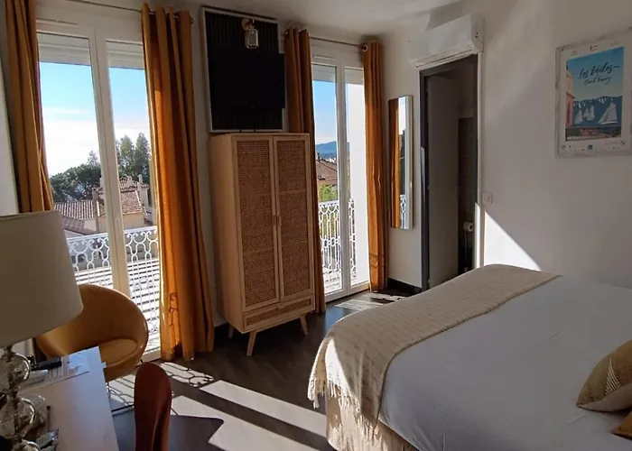 La Petite Boheme Ле-Лаванду