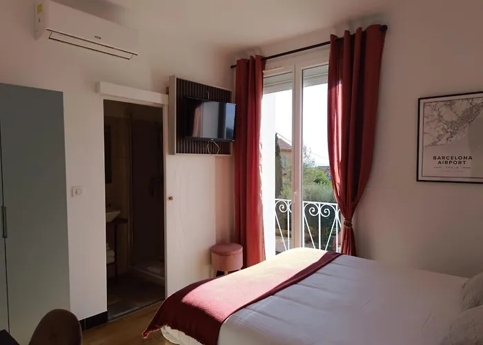 La Petite Boheme Отель 3*